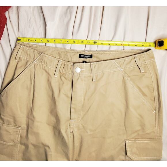 Mens Size 38x33 True Religion Cargo Straight Leg Pants Travertine Tan - Picture 5 of 9